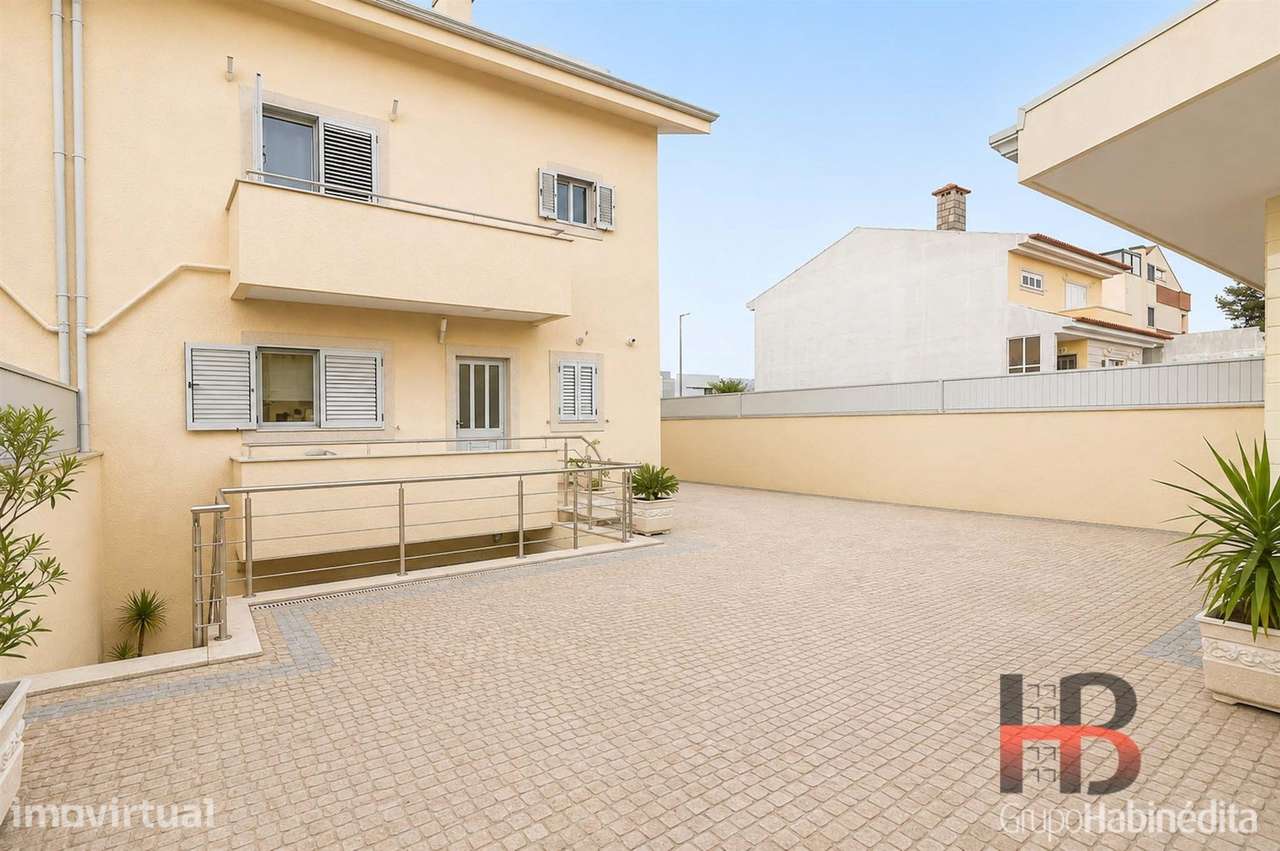 Moradia T4 Venda em Arcozelo,Vila Nova de Gaia - Grande imagem: 4/34