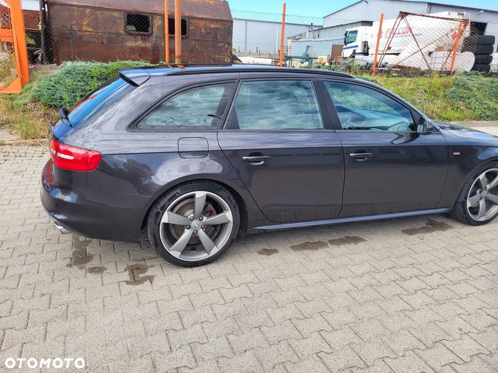 Audi A4 Avant - 6