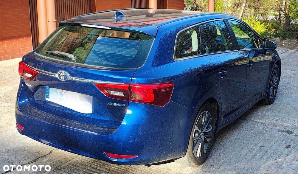 Toyota Avensis - 5