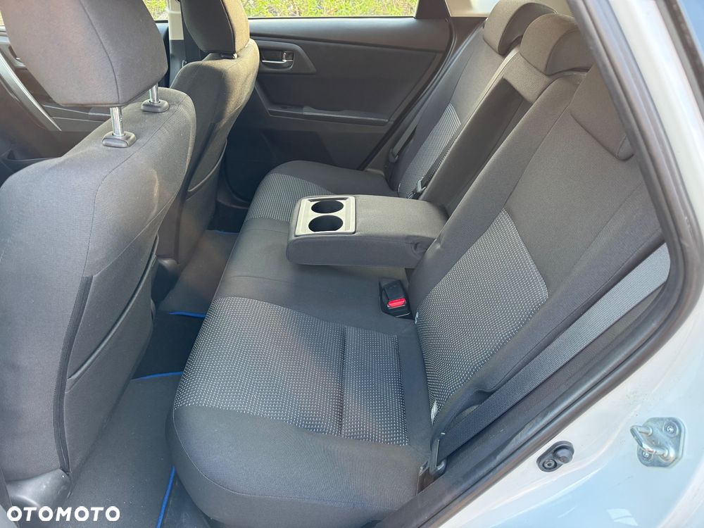 Toyota Auris - 19