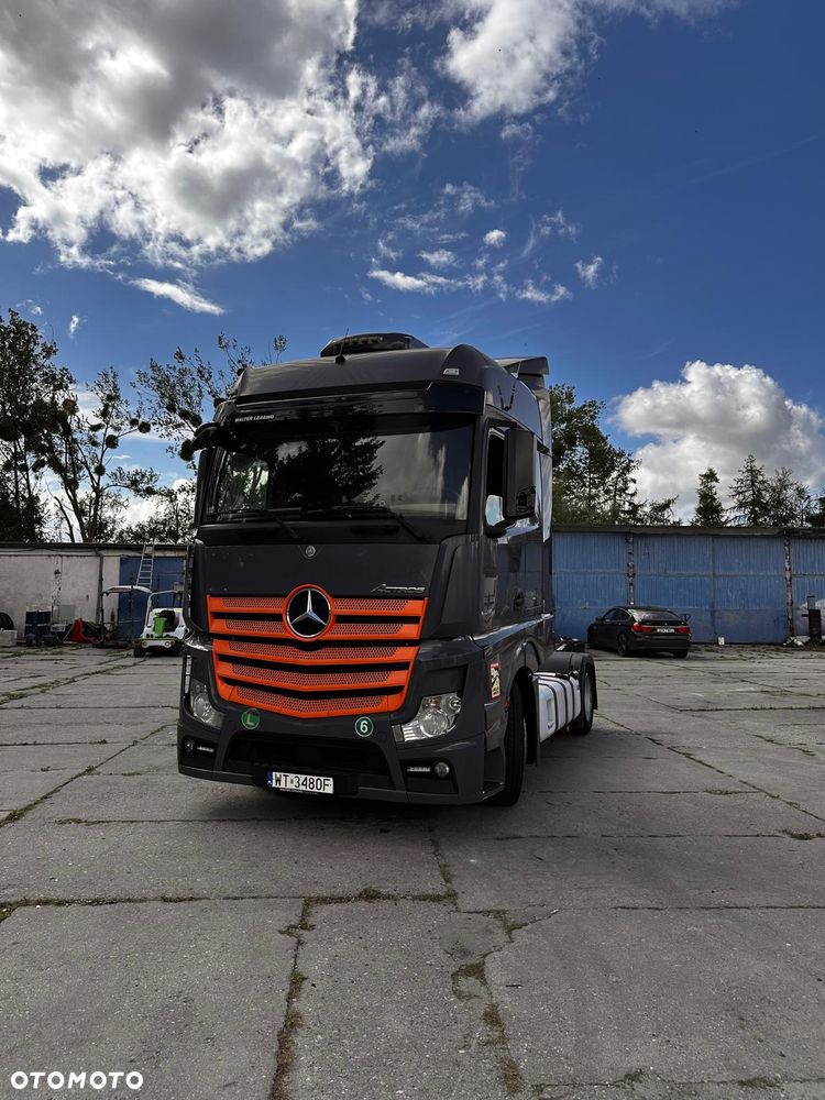Mercedes-Benz actros - 3