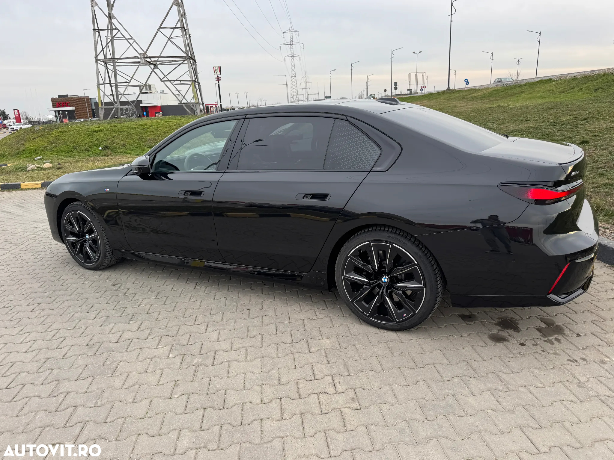 BMW Seria 7 740d xDrive MHEV - 5
