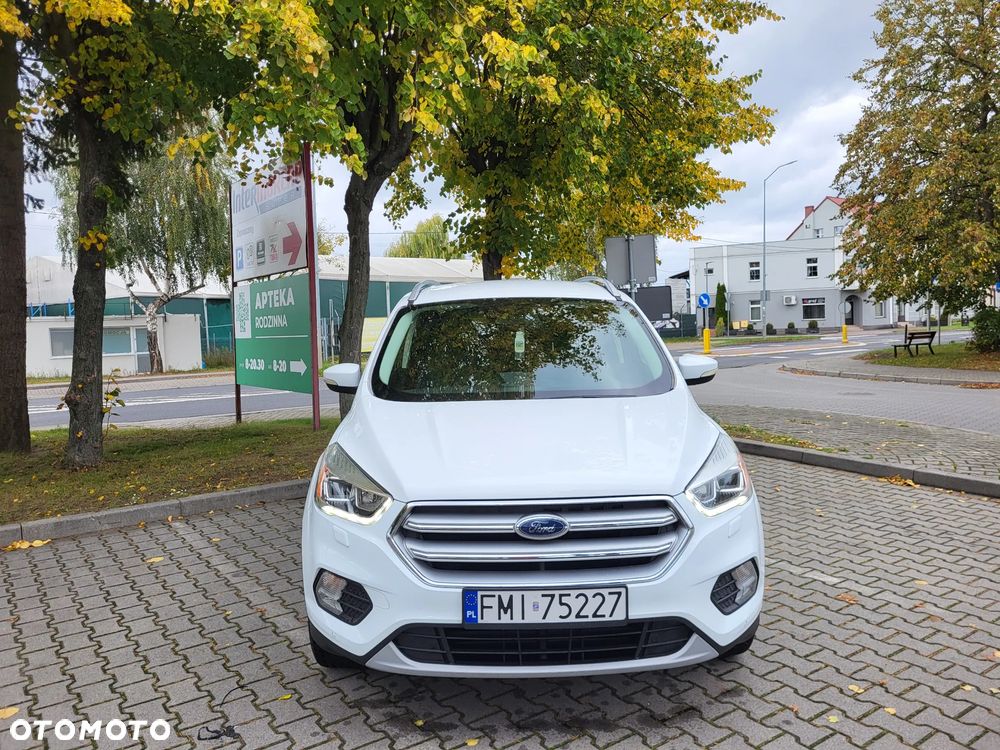 Ford Kuga - 2