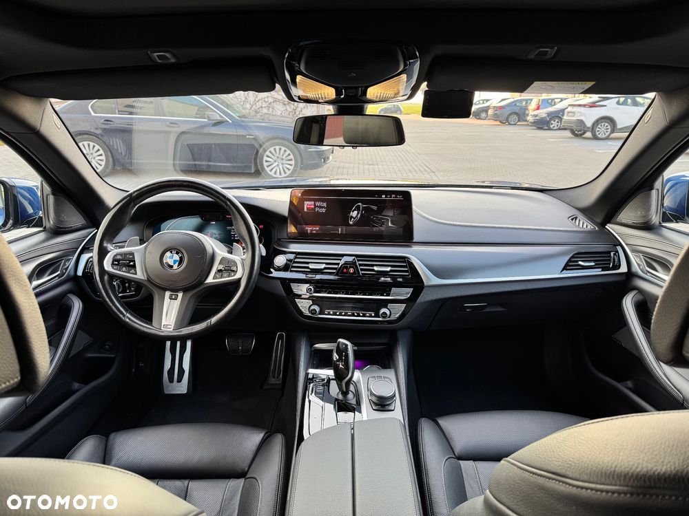 BMW Seria 5 530i xDrive mHEV M Sport sport - 21