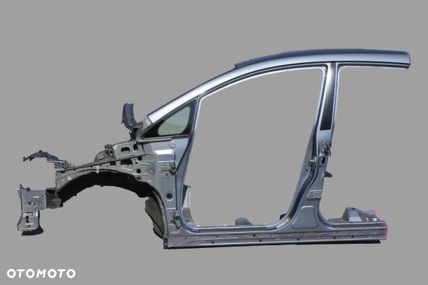 ćwiartka lewy przód słupek próg toyota verso 09-18 - 1