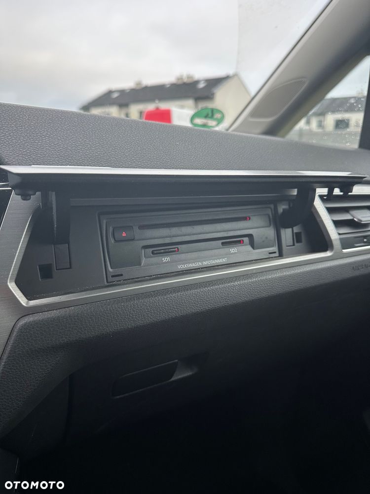 Volkswagen Touran 2.0 TDI BMT Active DSG - 21