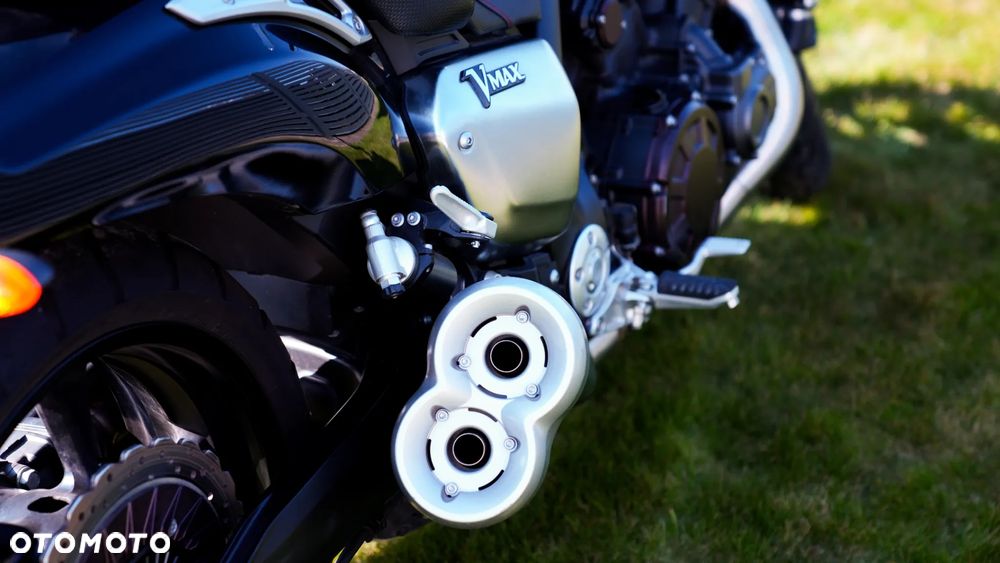 Yamaha V-MAX - 18