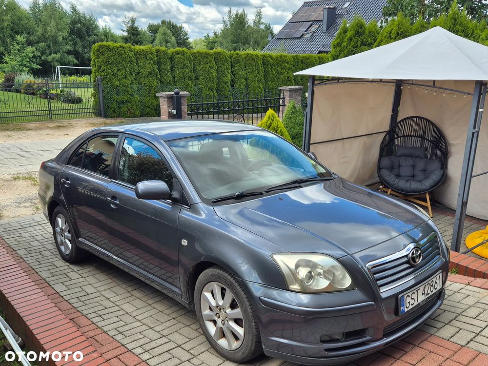 Toyota Avensis 2.0 D-4D - 1