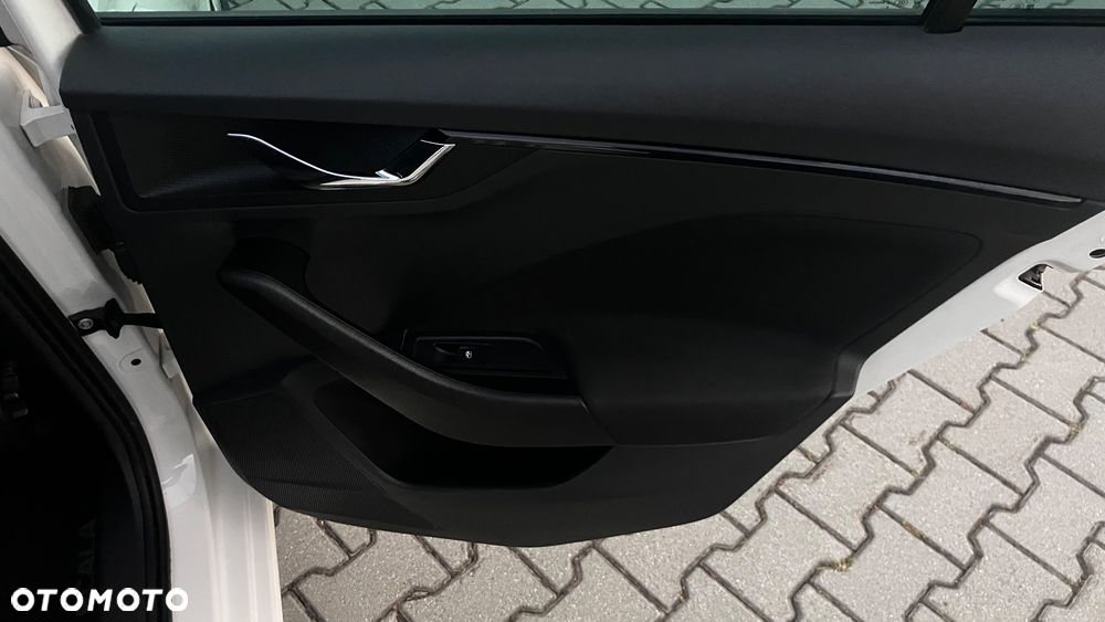 Skoda Scala 1.6 TDI SCR Active - 34