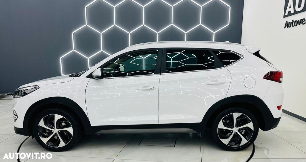 Hyundai Tucson blue 1.7 CRDi 2WD Passion Plus - 37