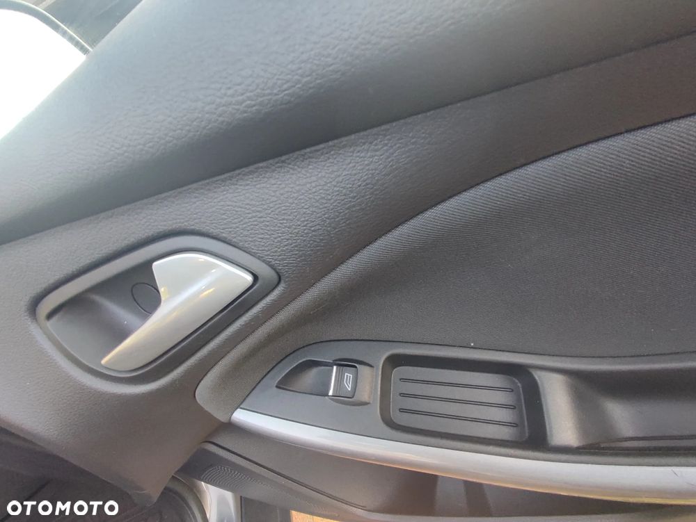 Ford Focus - 28