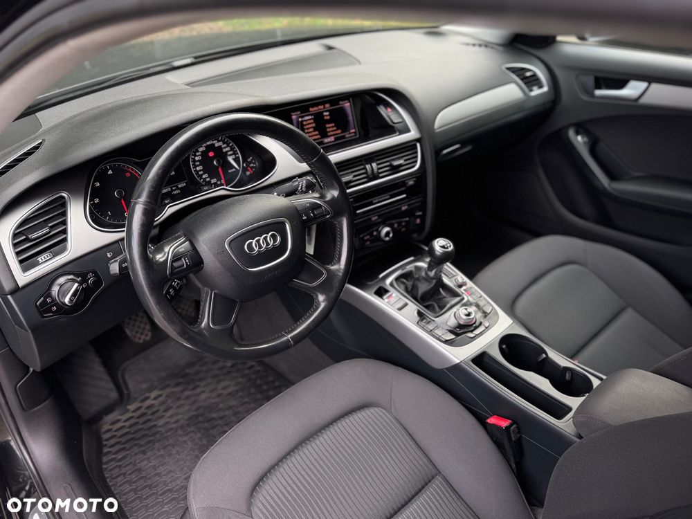 Audi A4 - 25