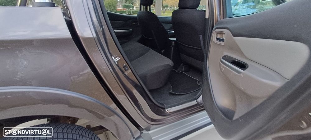 Fiat Fullback 2.4 4WD CD Adventure Auto - 21