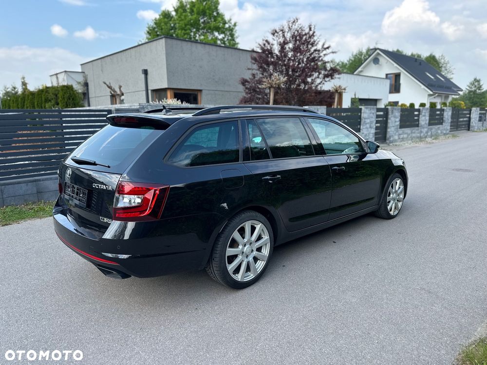 Skoda Octavia 2.0 TDI DSG 4x4 RS - 9
