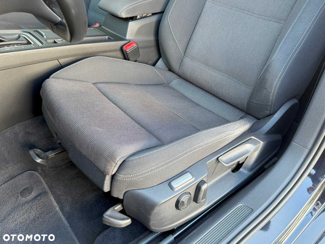 Volkswagen Passat 2.0 TDI BMT Comfortline DSG - 21