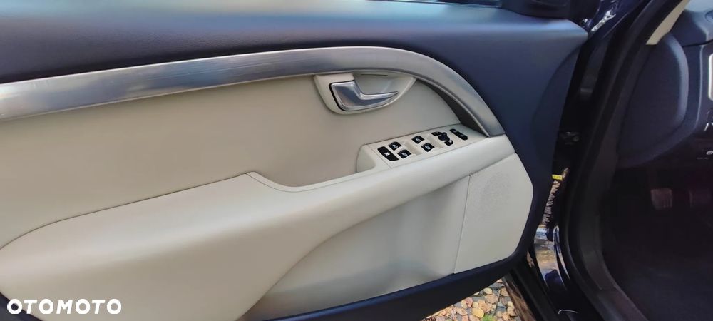 Volvo V70 2.0D Momentum - 15