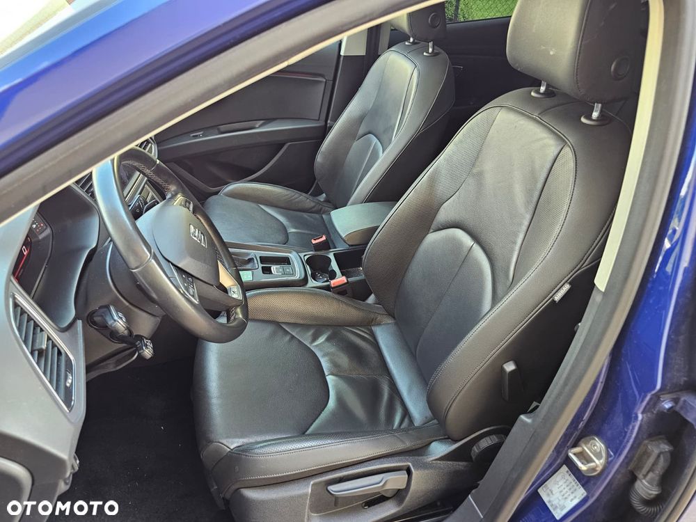 Seat Leon 2.0 TDI DPF DSG Xcellence - 28