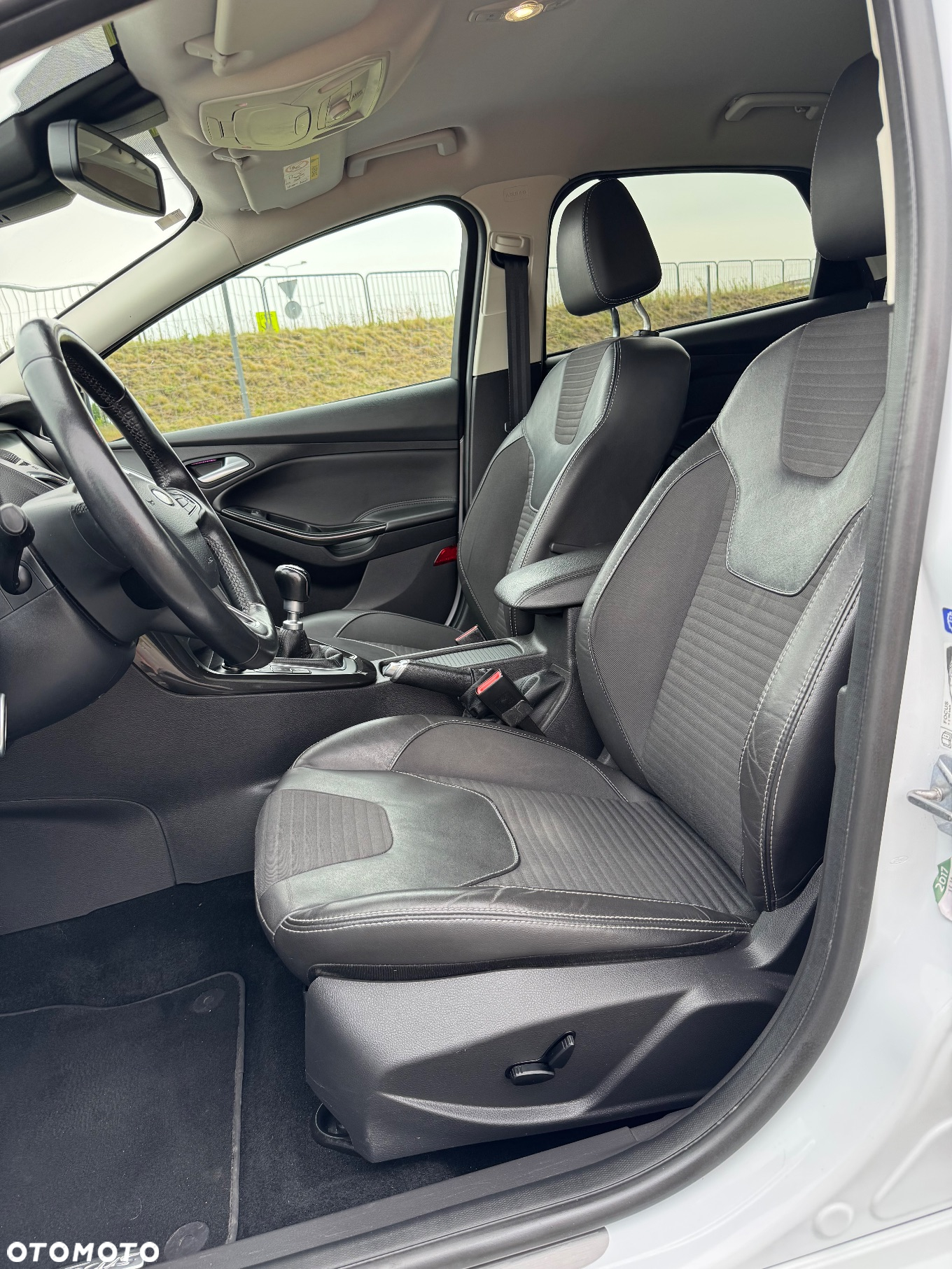 Ford Focus 1.5 EcoBoost Start-Stopp-System ST-LINE - 18