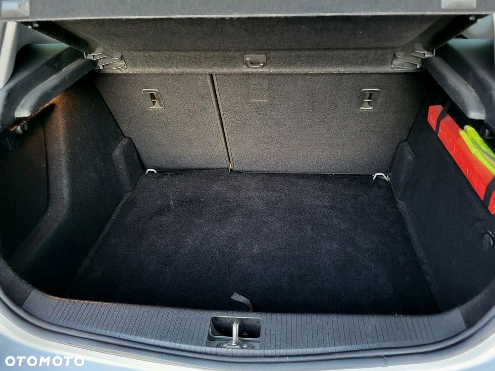 Opel Astra - 16