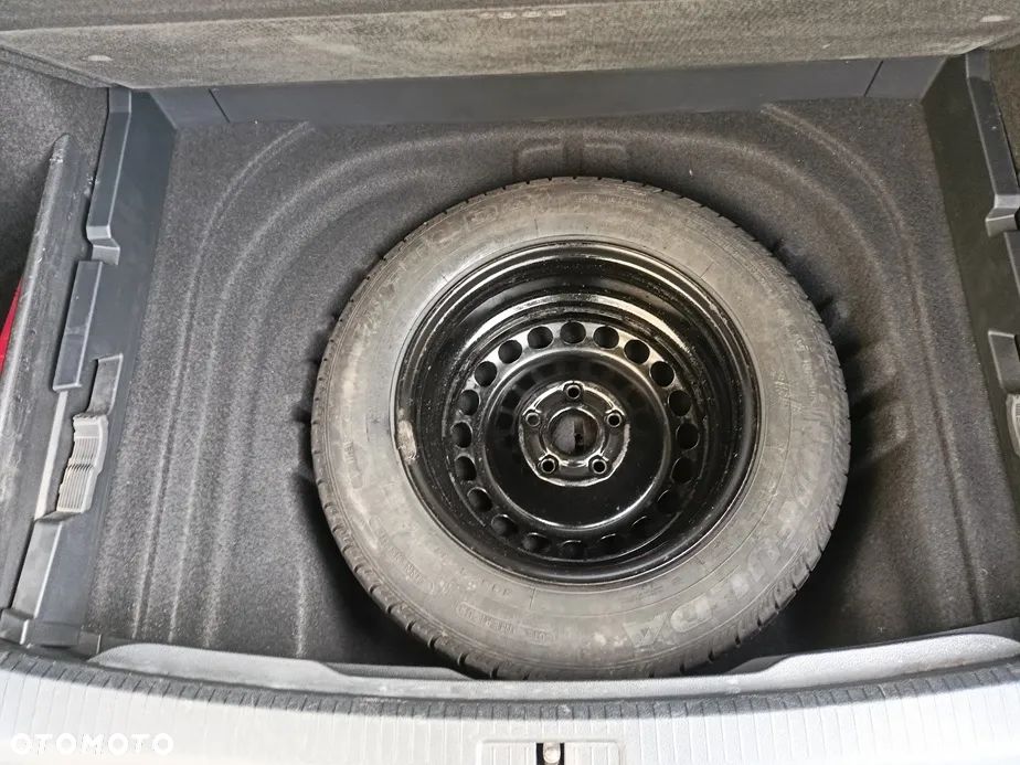 Volkswagen Golf 1.4 TSI Sound - 25