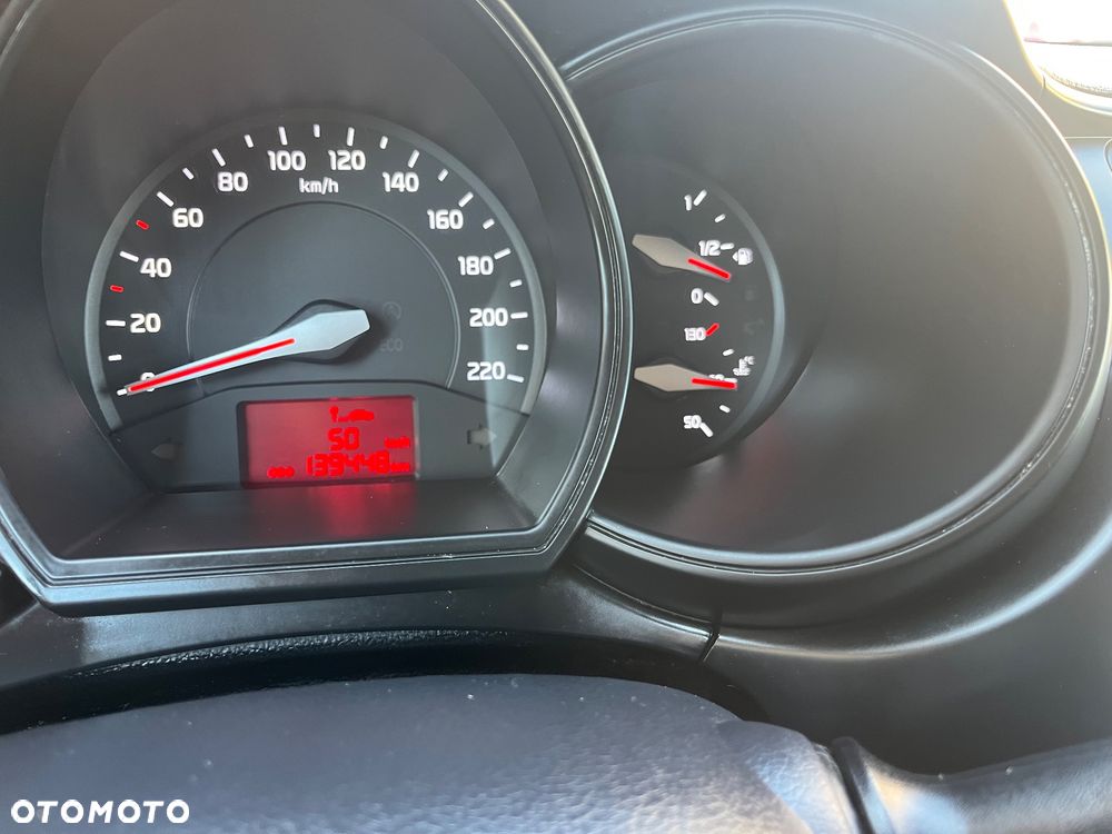 Kia Rio 1.2 XL - 7