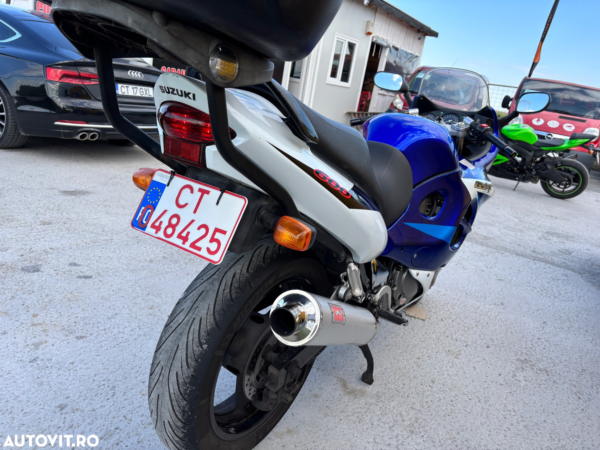 Suzuki GSX 600F - 4