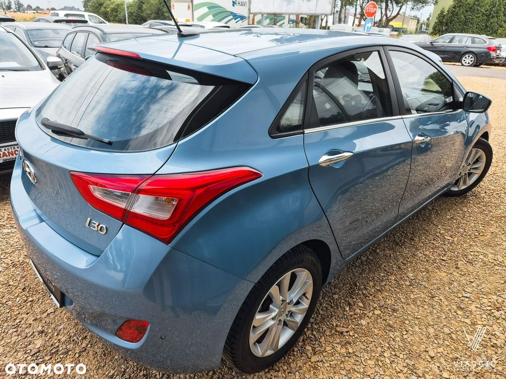 Hyundai i30 blue 1.6 GDI Style - 3