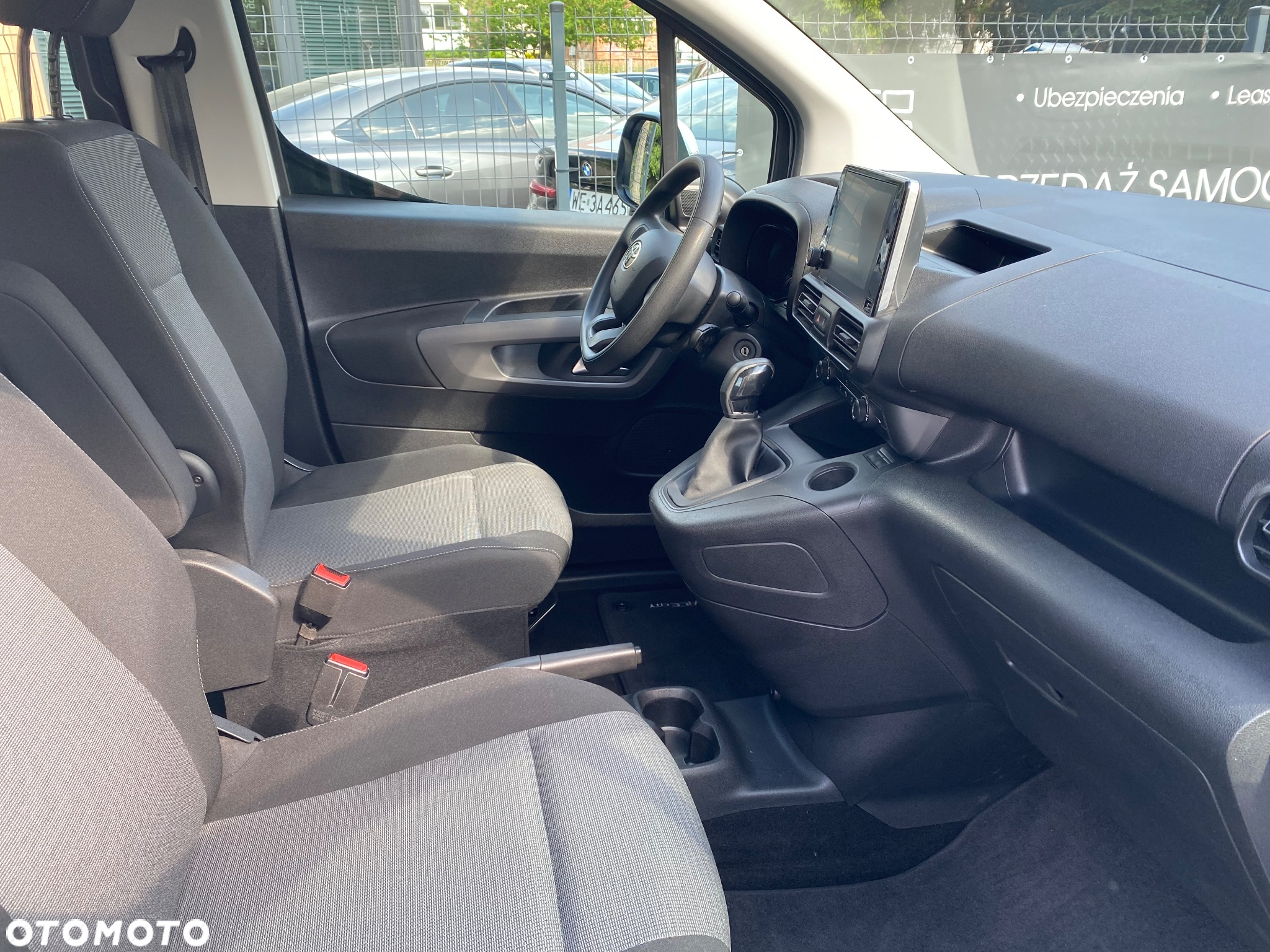 Toyota Proace City Verso 1.5 D-4D Business - 12