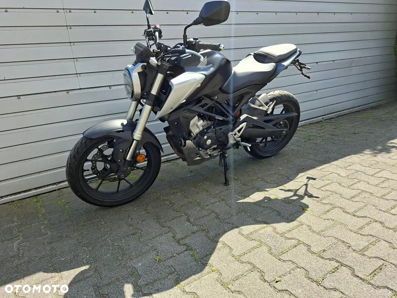 Honda CB - 3