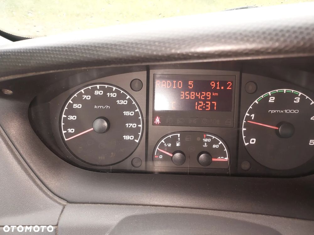 Iveco DAILY 35C15 - 12