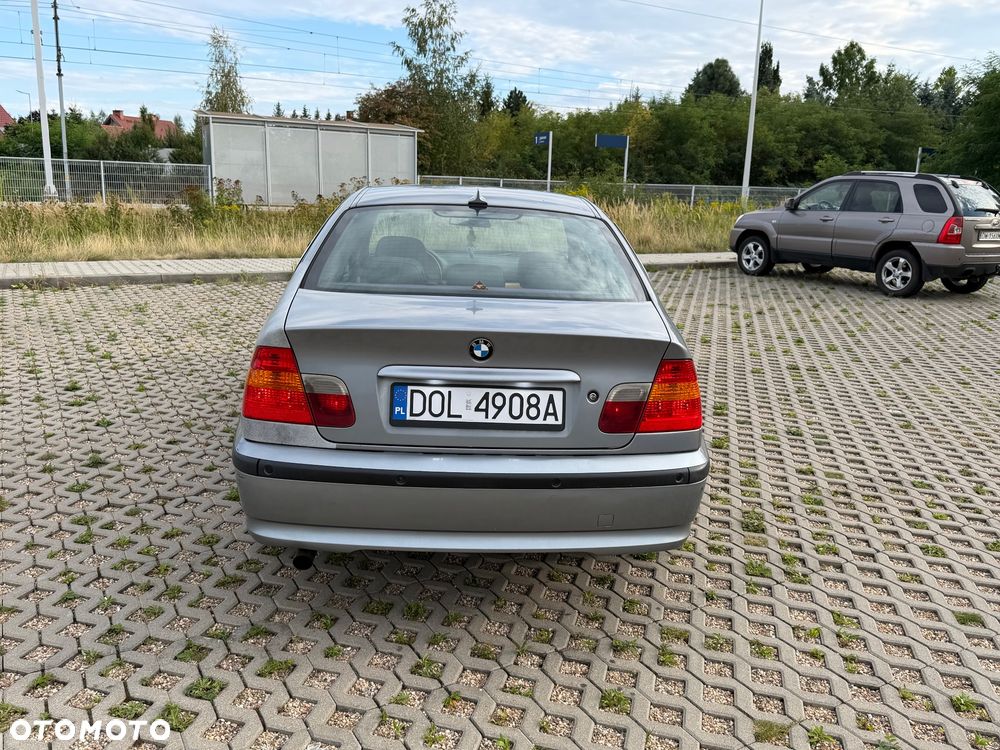 BMW Seria 3 - 11