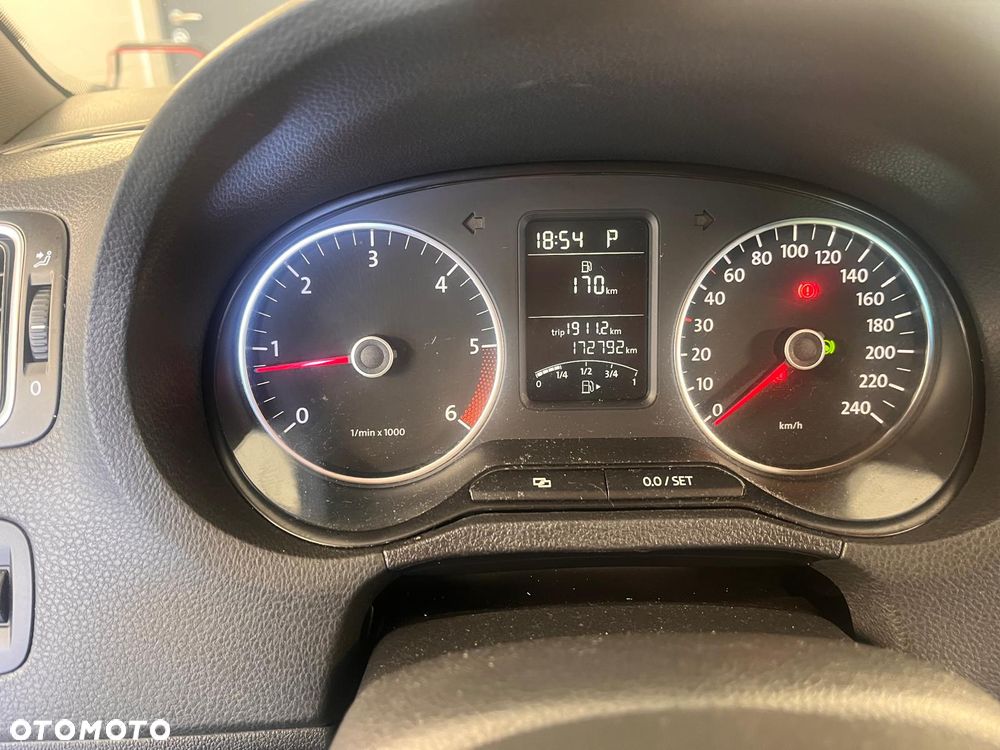 Volkswagen Polo 1.6 TDI DSG Comfortline - 8