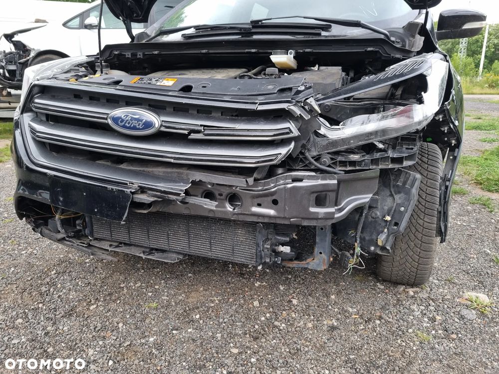 Ford Kuga 1.5 EcoBoost 2x4 ST-Line - 17