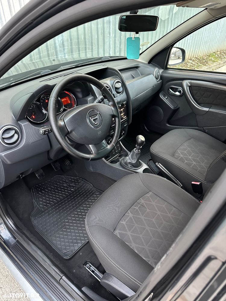 Dacia Duster 1.5 dCi 4x2 Laureate - 6