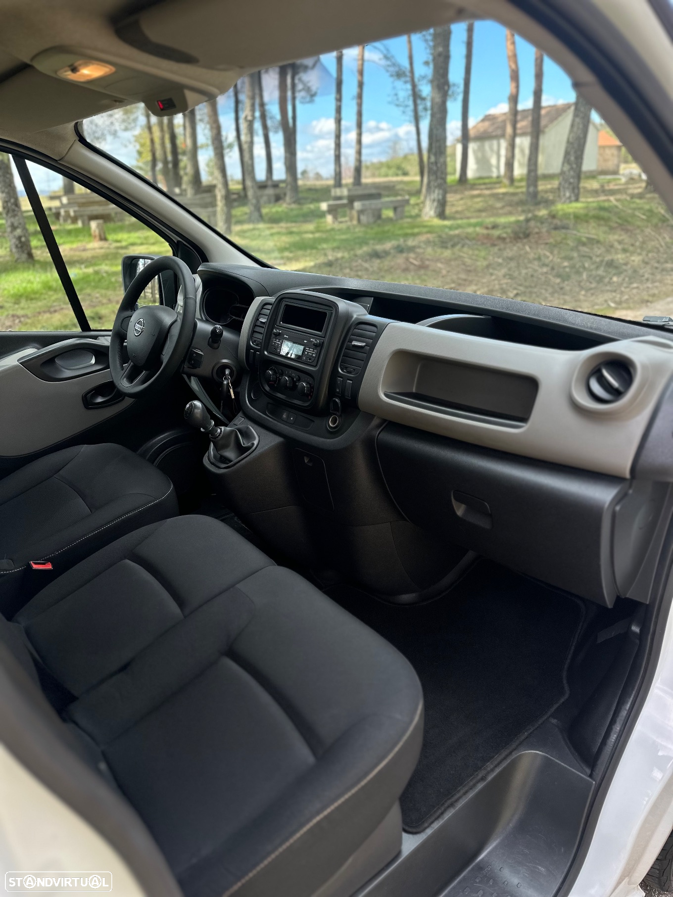 Nissan NV300 - 23