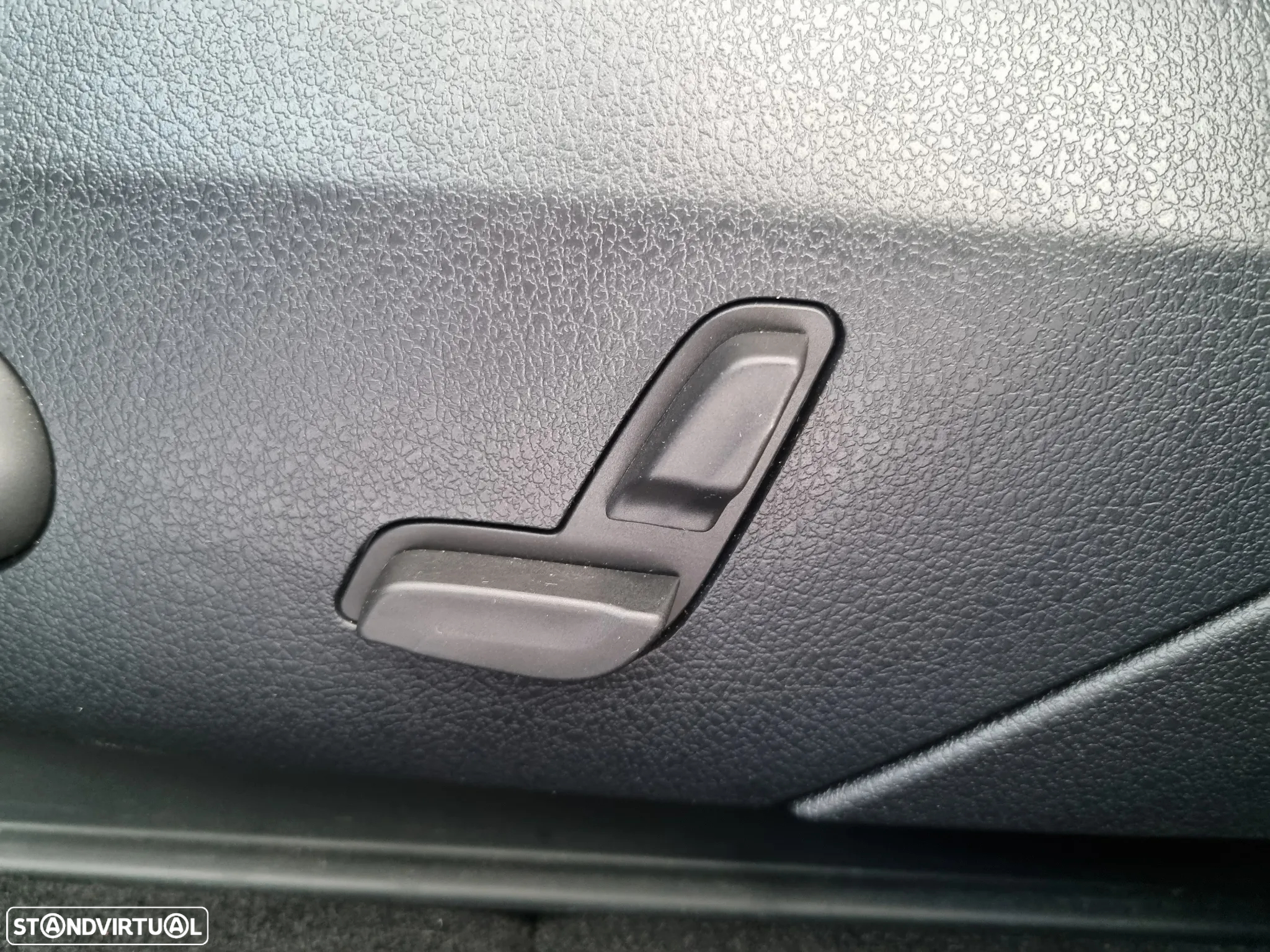 Mercedes-Benz GLC 300 de 4Matic - 28