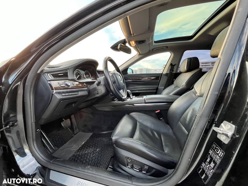 BMW Seria 7 - 10