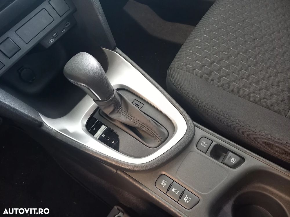 Toyota Yaris Cross 1.5 VVT-i HSD 4x2 Active - 15