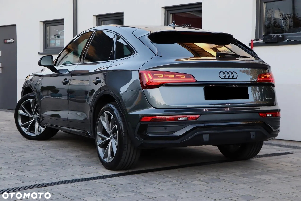 Audi Q5 Sportback - 8