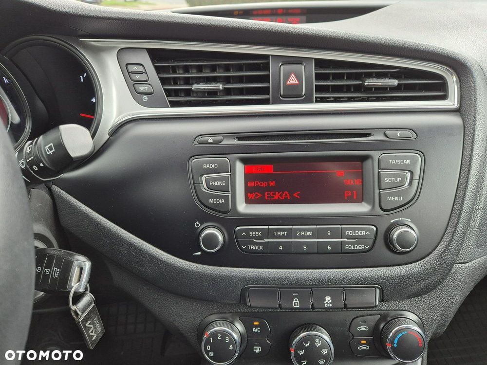 Kia Ceed - 19