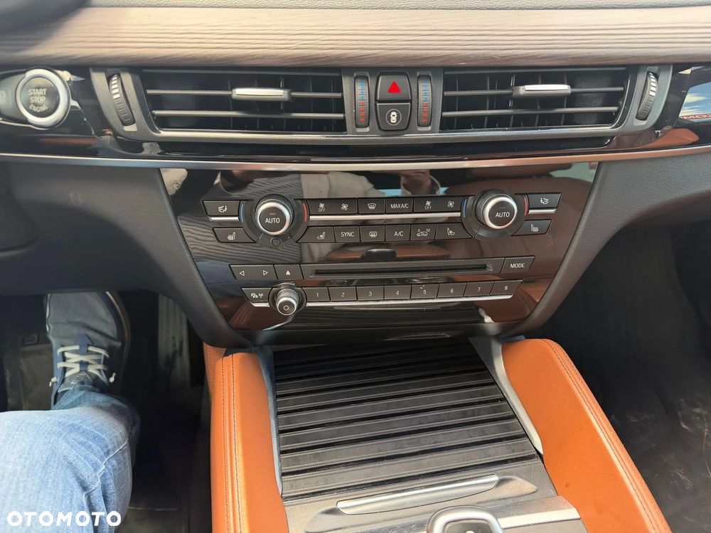 BMW X6M - 15