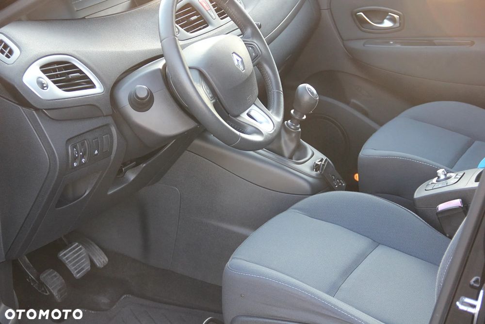 Renault Grand Scenic Gr 1.9 dCi Confort Authentique - 3