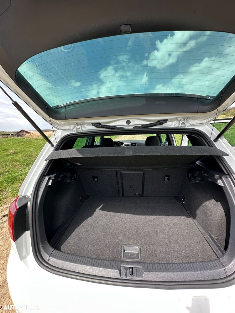 Volkswagen Golf GTD 2.0 TDI SCR DSG - 11