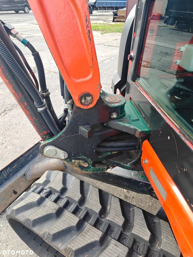 Kubota U27 - 23