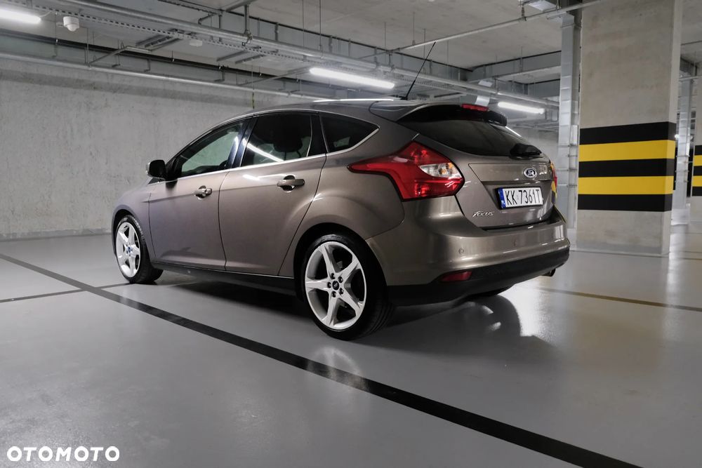 Ford Focus 1.6 EcoBoost Titanium - 6