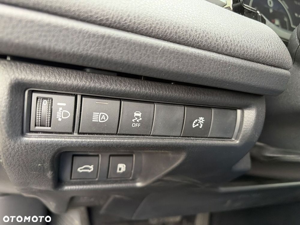 Toyota Camry 2025