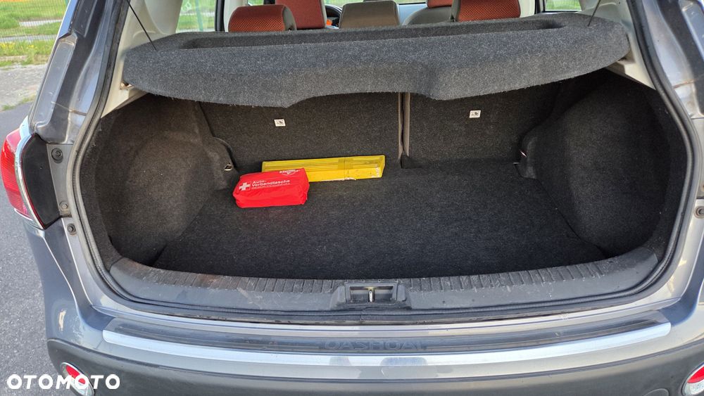 Nissan Qashqai 1.6 Tekna - 24