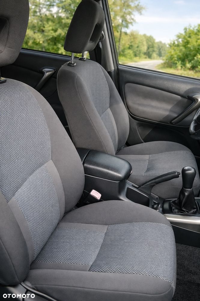 Toyota RAV4 2.0 VVT-i 4x4 - 3