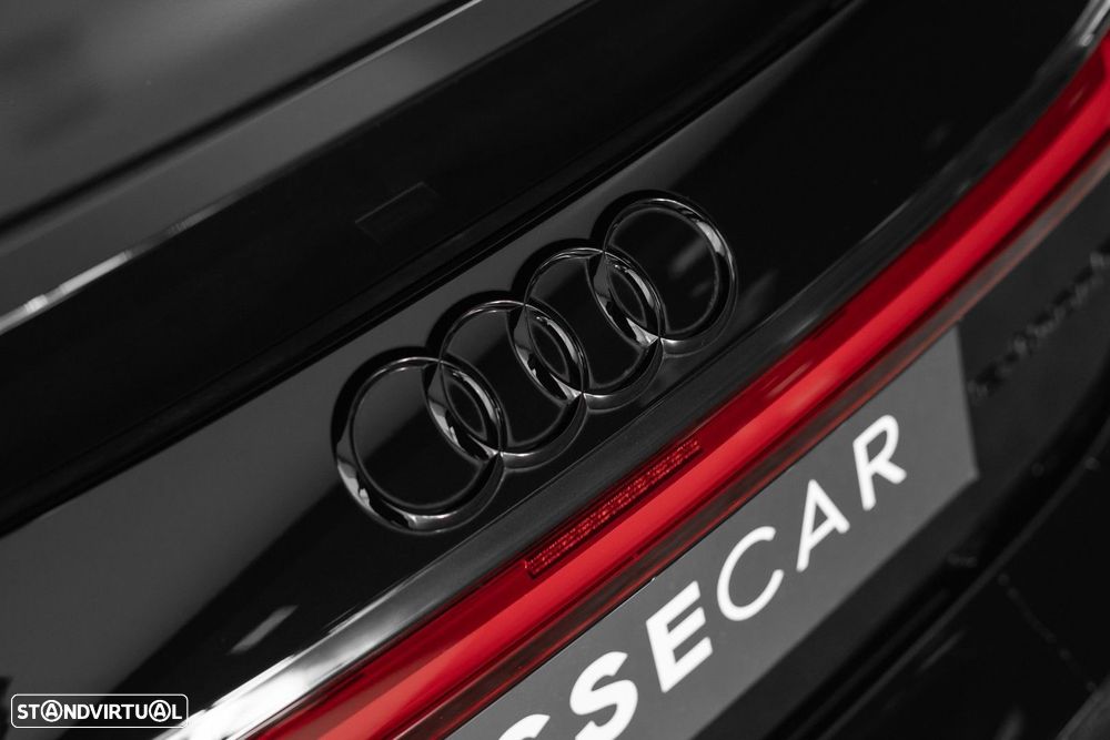 Audi RS e-tron GT quattro - 11