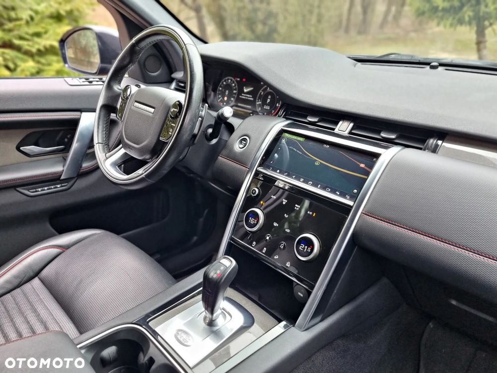 Land Rover Discovery Sport P200 R-Dynamic SE - 30